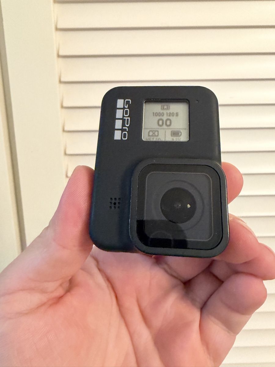 Gopro Action Cam: GoPro Hero 8 Black Action Cam  – Usato da Niederbipp venduto da yar_tf6f