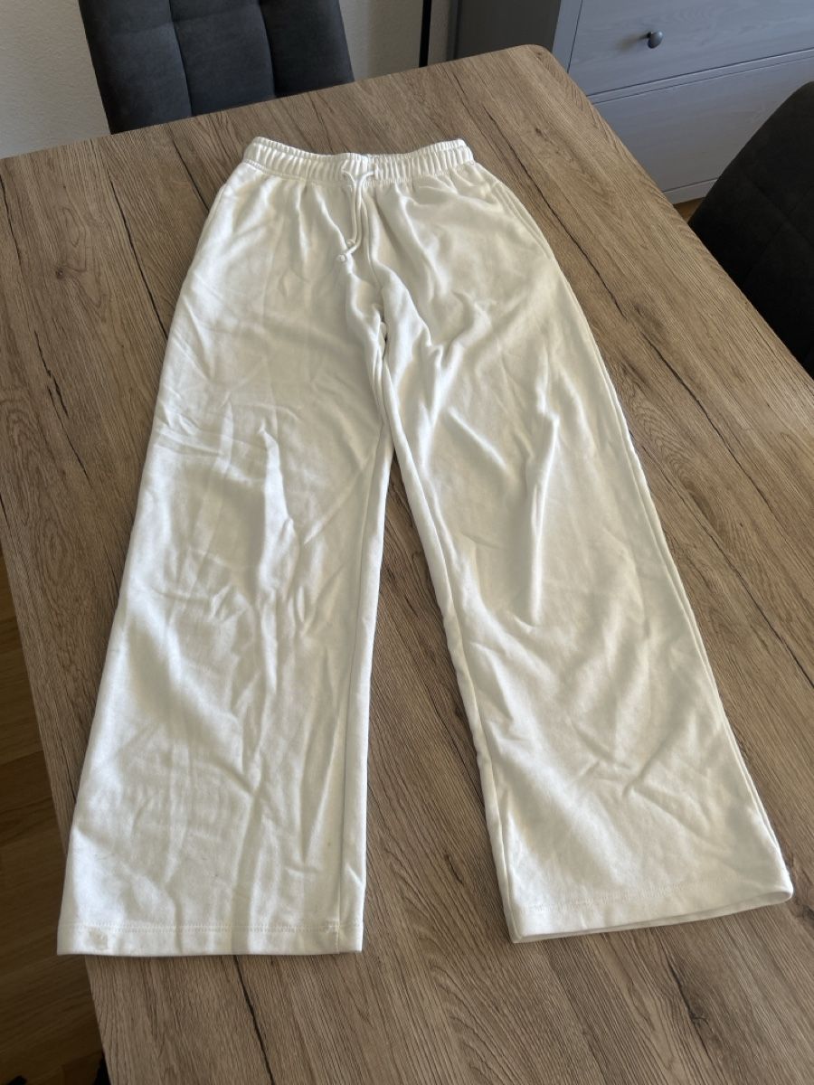 Pantalons: Pantalon  – D'occasion à St-Sulpice VD par pat_2d7h
