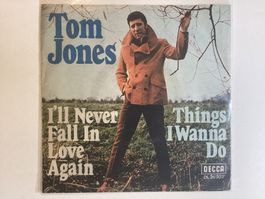 Tom Jones Single - I’ll Never Fall In Love Again