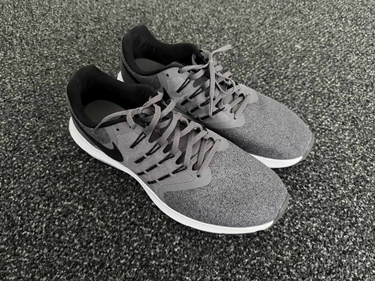 Scarpe da uomo: Nike run swift – Usato da Lufingen venduto da Roeller