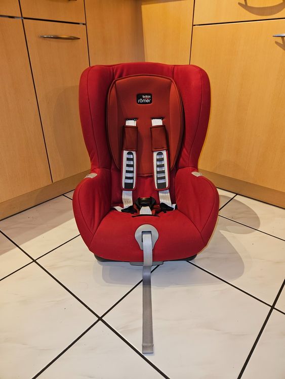 Britax Römer Auto-Kindersitz DUO plus (9-18 kg) (Gebraucht) in Brunnen ...