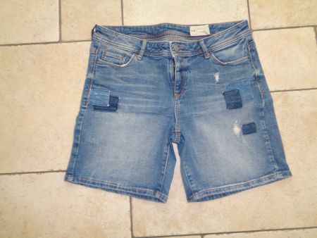 Shorts  Esprit  Grösse 28