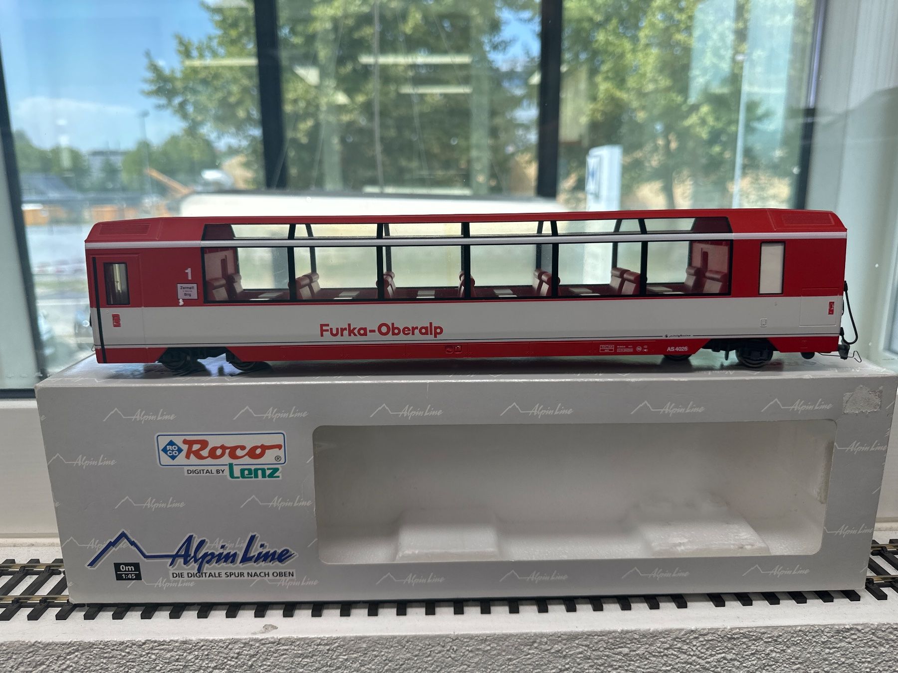 Roco Modellini di ferrovie: Roco Lenz Alpine Line spur Om Panorama- Wagen – Usato da Steinhausen venduto da Murano8 1