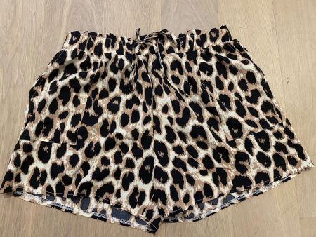 Kurze Hose Leo Muster Grösse XXL neu