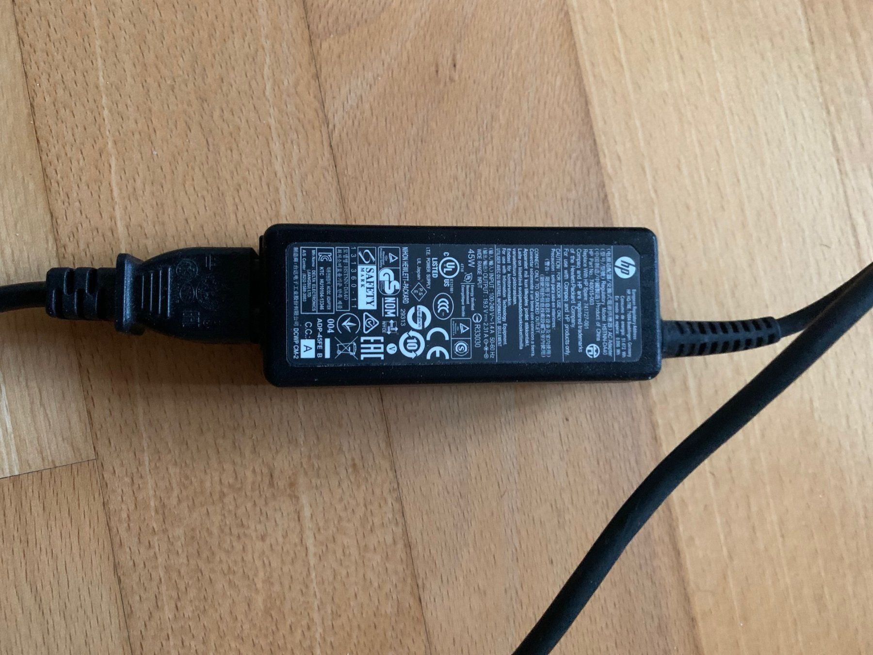 Hewlett Packard Unità & Adattatore: Neuer HP AC-Adapter 45W – Nuovo (secondo la descrizione) da Erlenbach ZH venduto da Ritschly 4
