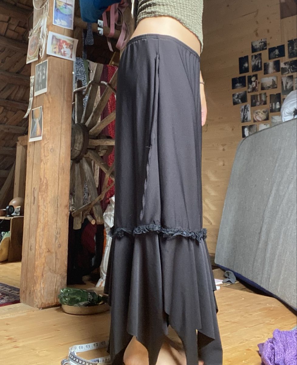 Gonne: Designer Maxi Rock lang – Usato da Rehetobel venduto da Norea69 1