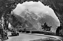 Axenstrasse // Oldtimer Urirotstock 1955