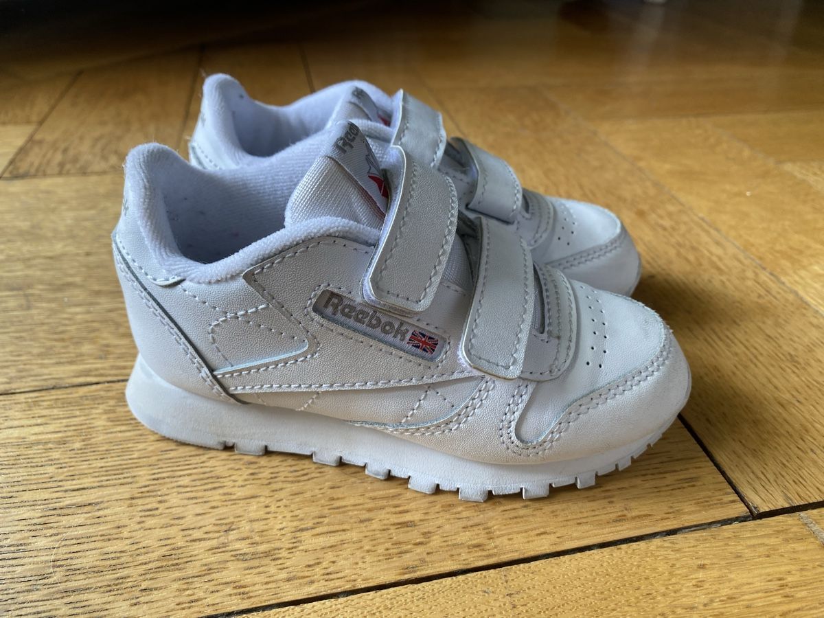 Reebok Schuhe für Jungen: Reebock Classic Grösse 25 – Gebraucht aus Bern von Violettaline 1