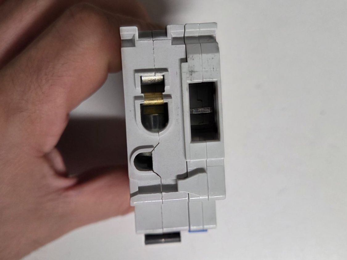 ABB Alimentazione elettrica: ABB Leitungsschutzschalter S451 E C6 LS smissline – Usato da Zürich venduto da eymen20 5