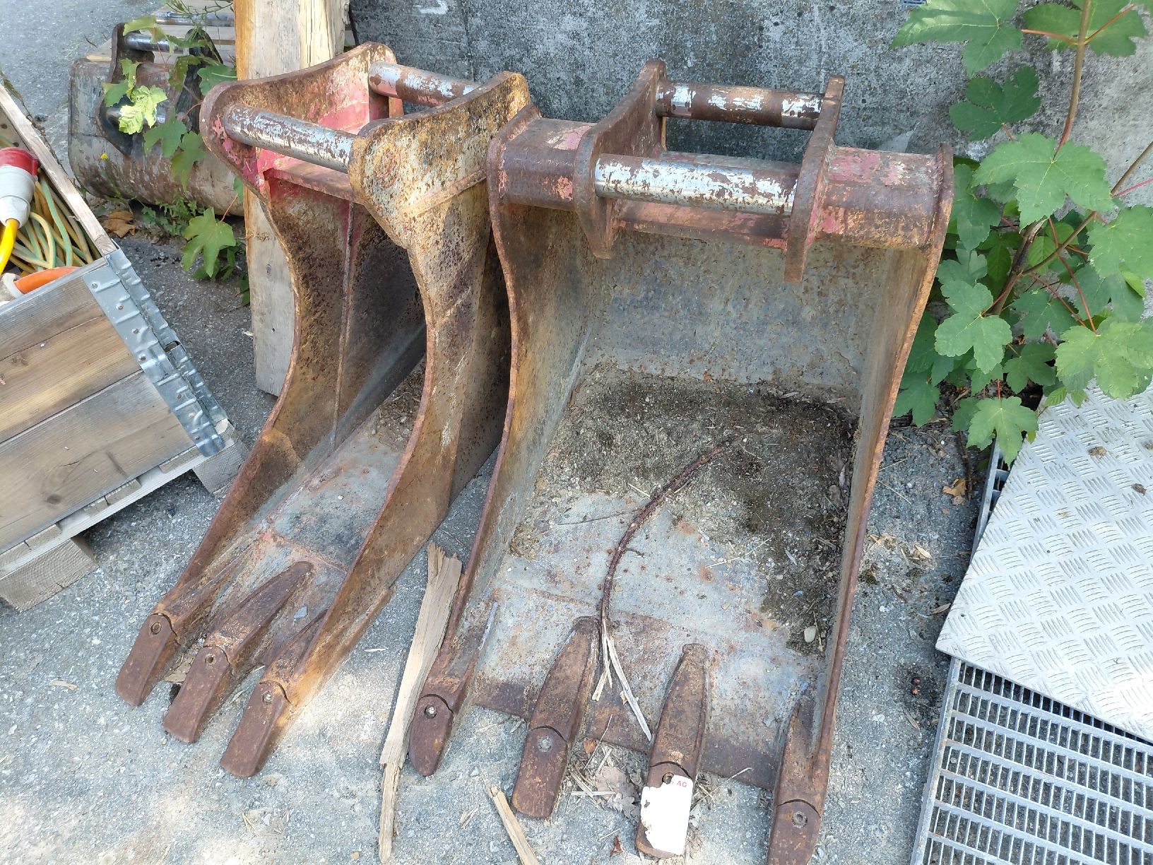 Takeuchi Excavateurs: Bagger löffel – D'occasion à Kirchberg par WehrliRalph