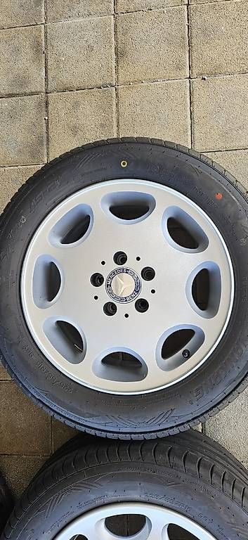 Mercedes-Benz Felgen: Mercedes 8 Loch Felgen – Gebraucht aus Wolfhalden von La_b 4