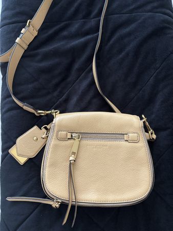 Marc Jacobs Crossbody Bag - Nude. Like New!