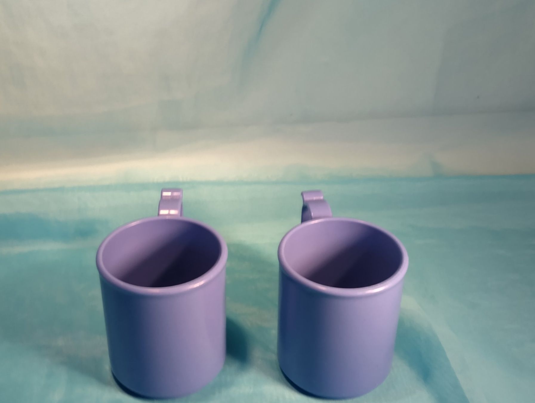 Tupperware Tassen: 2 blaue Tupperware  Becher mit Henkel – Gebraucht aus Bellach von JingleCherry 1