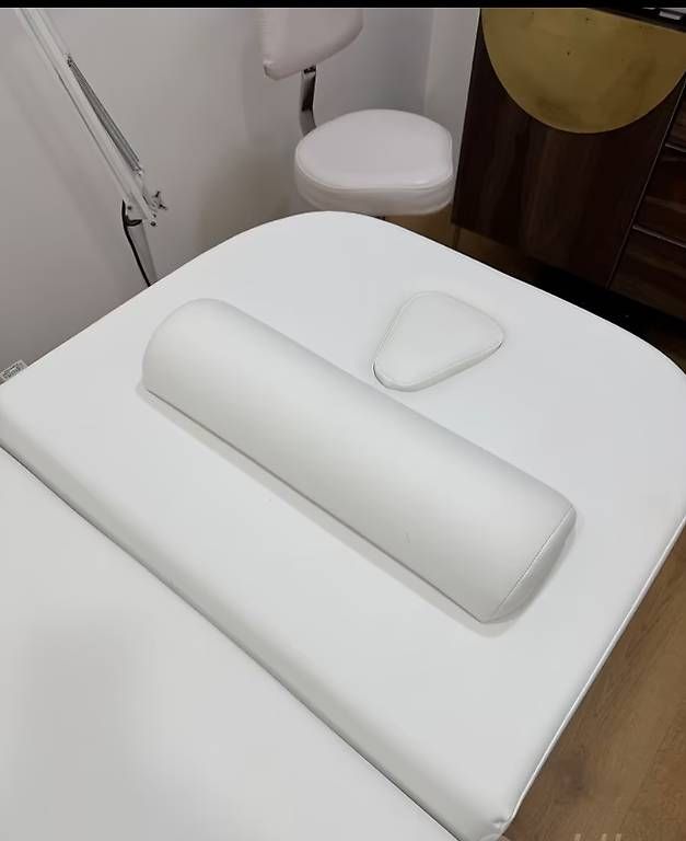 Lettini & sedie per cosmetici: Lettino Massaggio – Usato da Losone venduto da hcm_jvn8