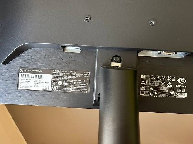 Ecrans: HP Computer Bildschirm – D'occasion à Oberentfelden par honduras4 3