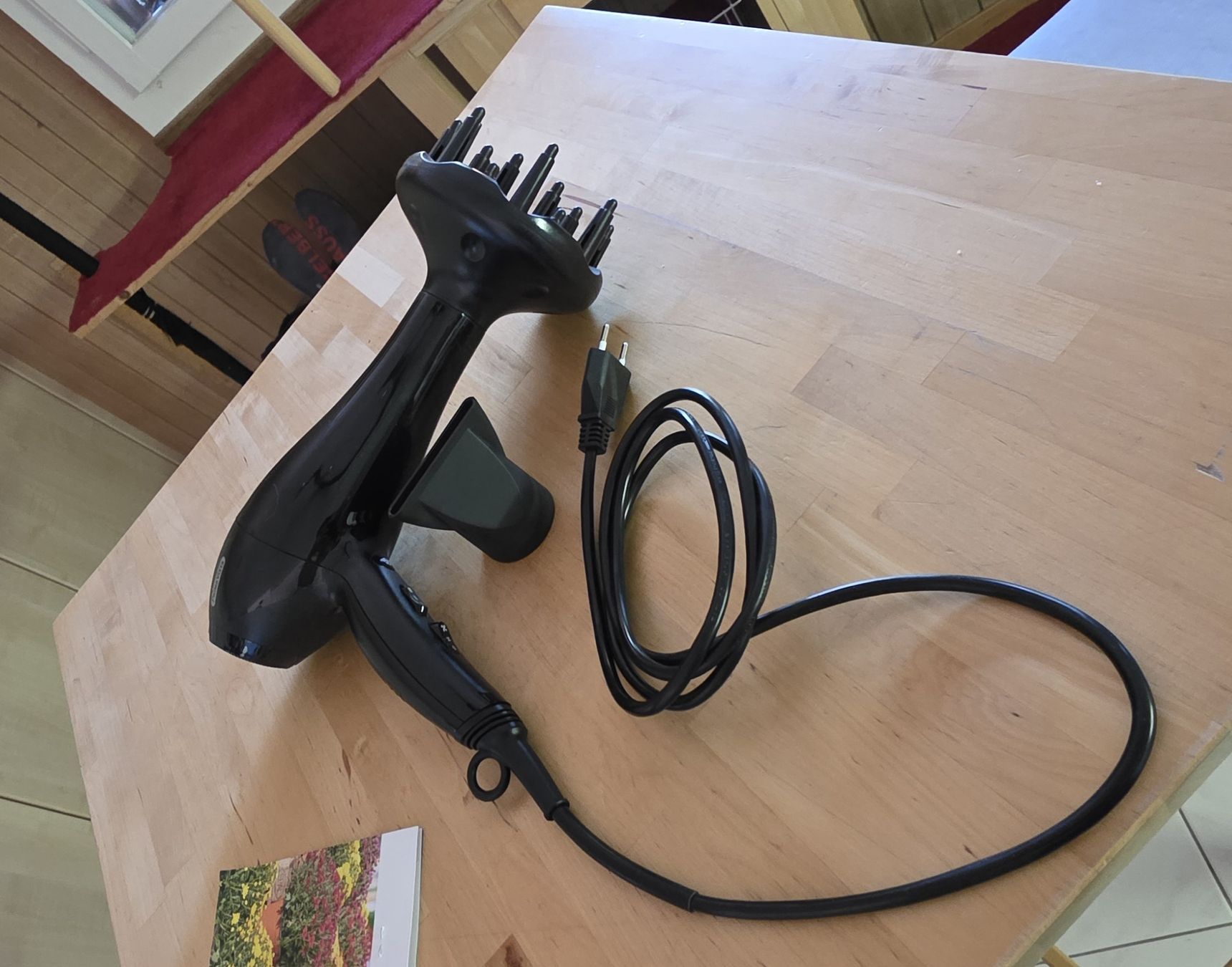 Sèche-cheveux: Haartrockner Ionic – Neuf (Voir description) à Schüpfen par Edelprinz