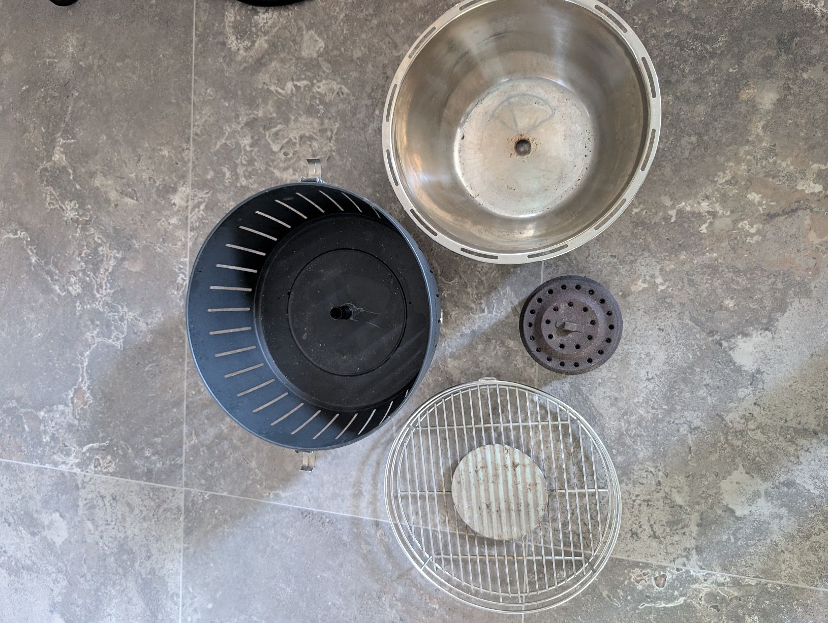 Griglie: Lotus Grill – Usato da Füllinsdorf venduto da relyw 2