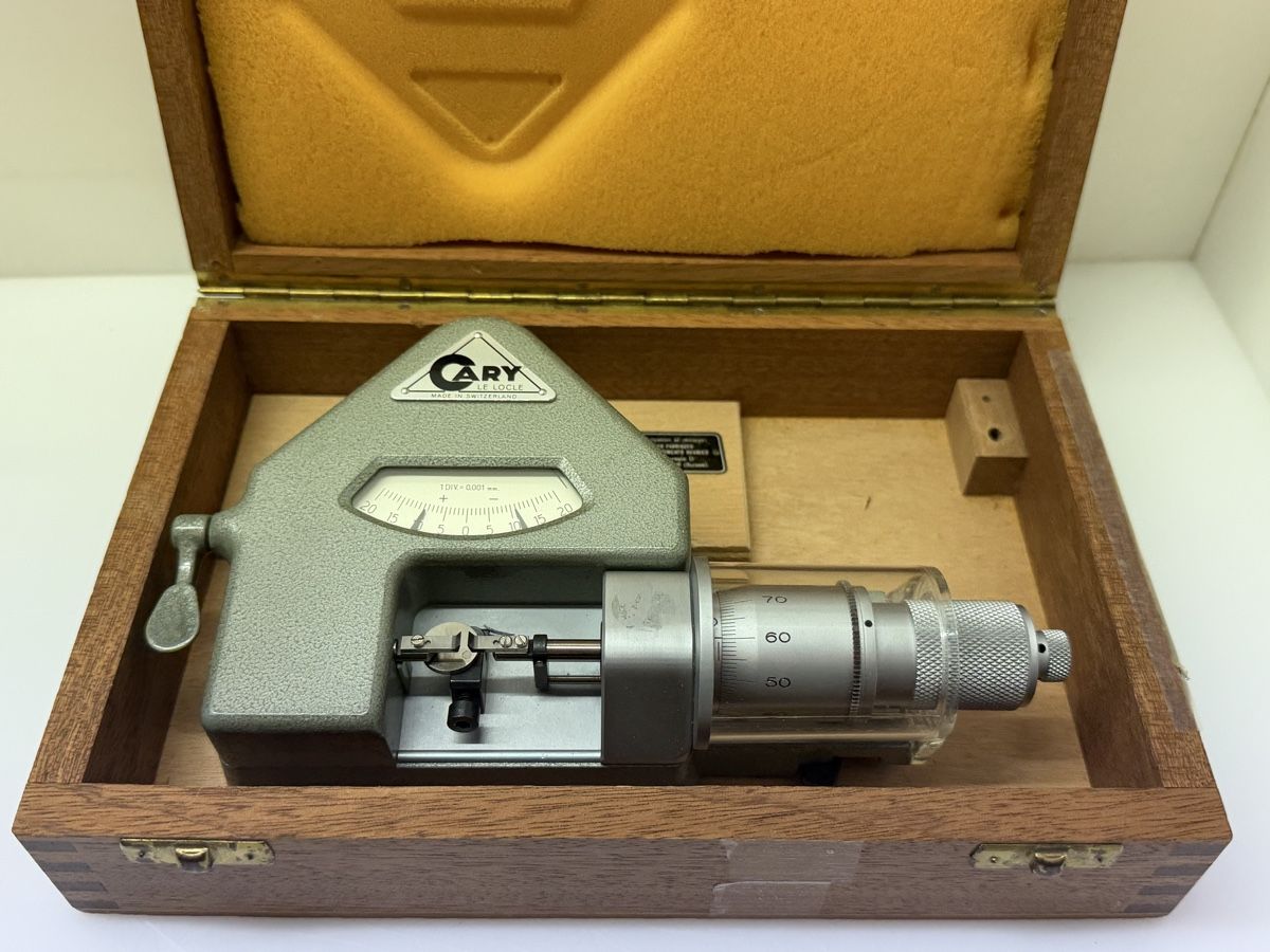 Mesurer: CARY -  COMPARATOR – D'occasion à Bassecourt par DiM7775
