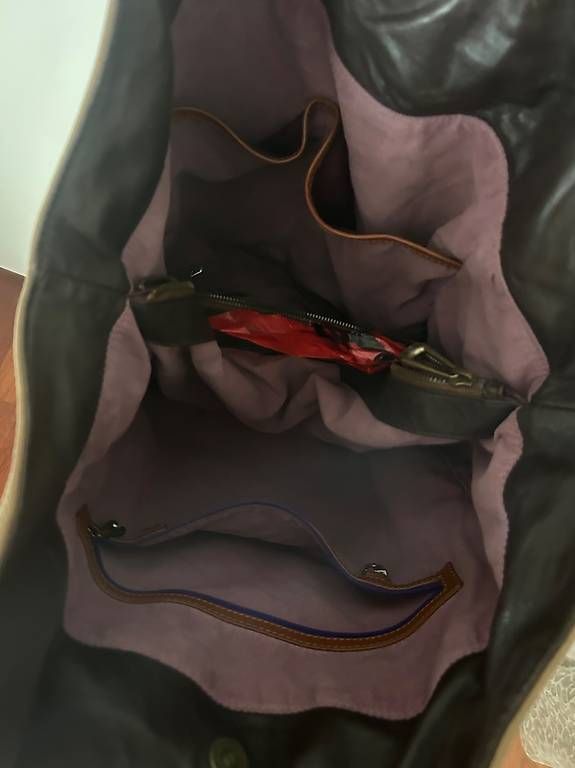 Taschen für Damen: Navyboot Leder Umhängetasche – Gebraucht aus oetwil an der limmat von Norina.G 4