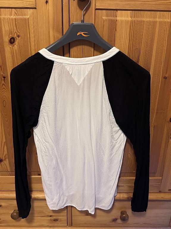 Blusen: Bluse Tomy Hilfiger – Gebraucht aus Laax GR von sue987 1