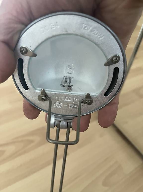 Lampen: Designer Tischlampe  – Gebraucht aus Zürich von hep_yb5n 2