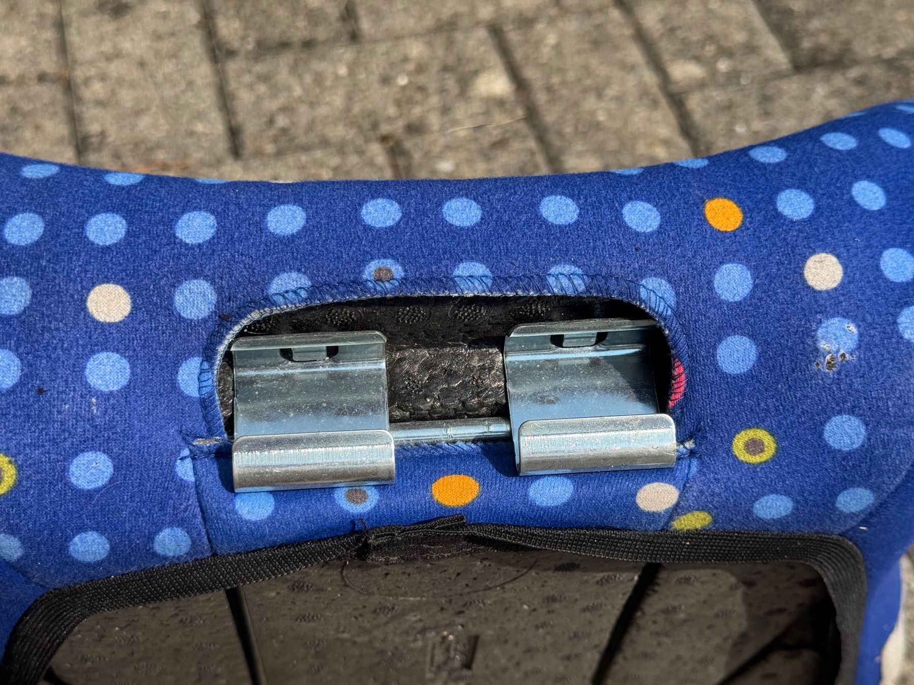 Auto-Kindersitze: Volvo Kindersitz Erhöhung – Gebraucht aus Frauenfeld von can_touch_this 5