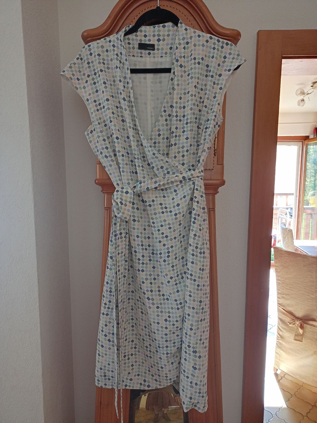 Vestiti: robe en soie Tonello, t. 40 ou 42 – Usato da Monthey venduto da 04Elisa