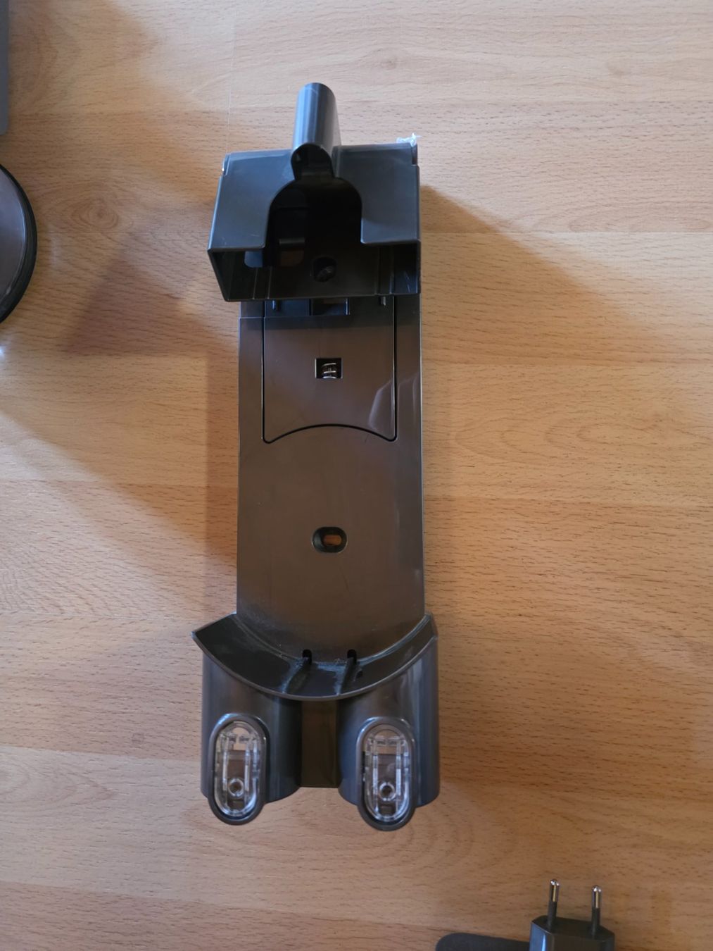 Dyson Aspirapolveri & Accessori: Dyson V6 Akku Staubsauger – Usato da Gurzelen venduto da daenu_1236 2