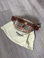 Sac ceinture Burberry vintage à carreaux iconiques!