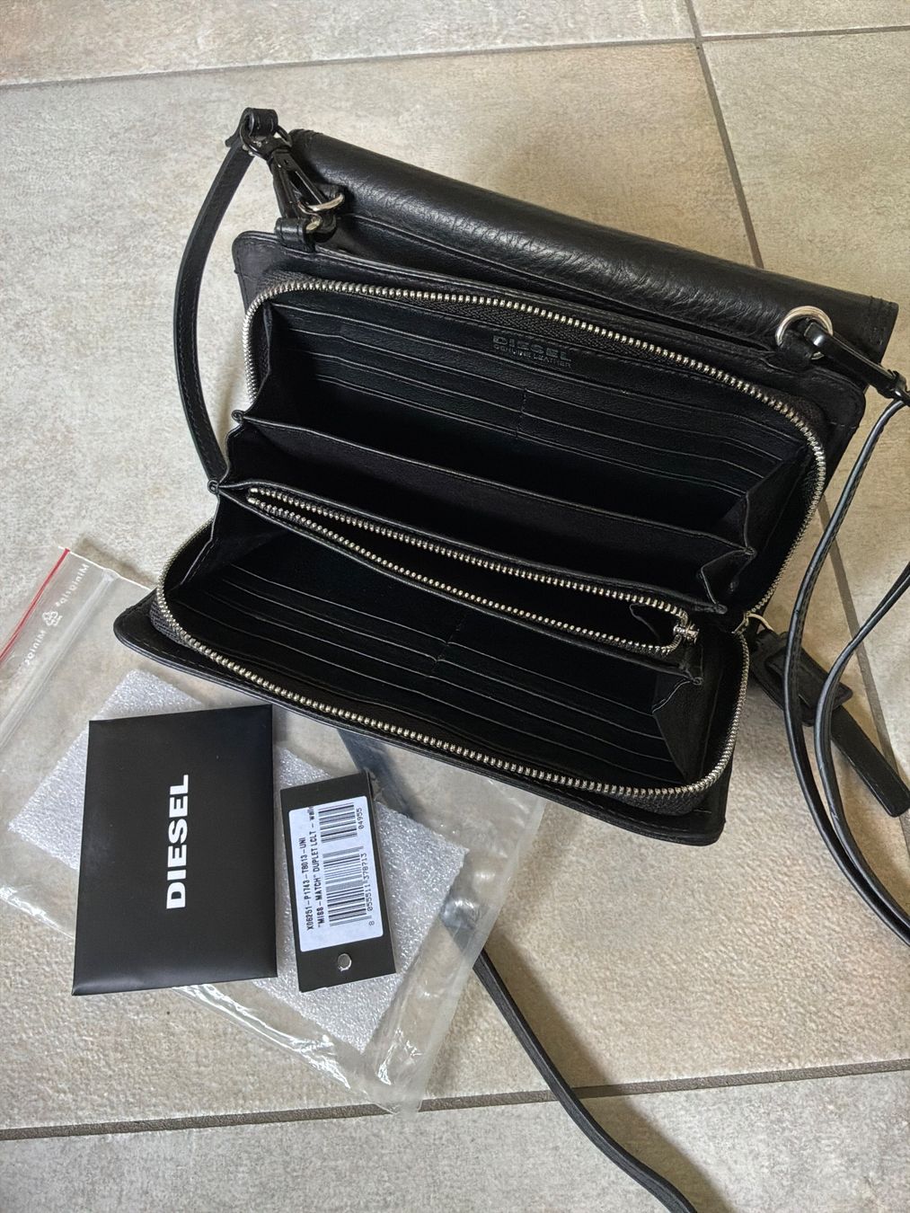 Diesel Borse da donna: DIESEL MISS-MATCH Wallet Pouch – Nuovo (secondo la descrizione) da Glattfelden venduto da Danshari 2