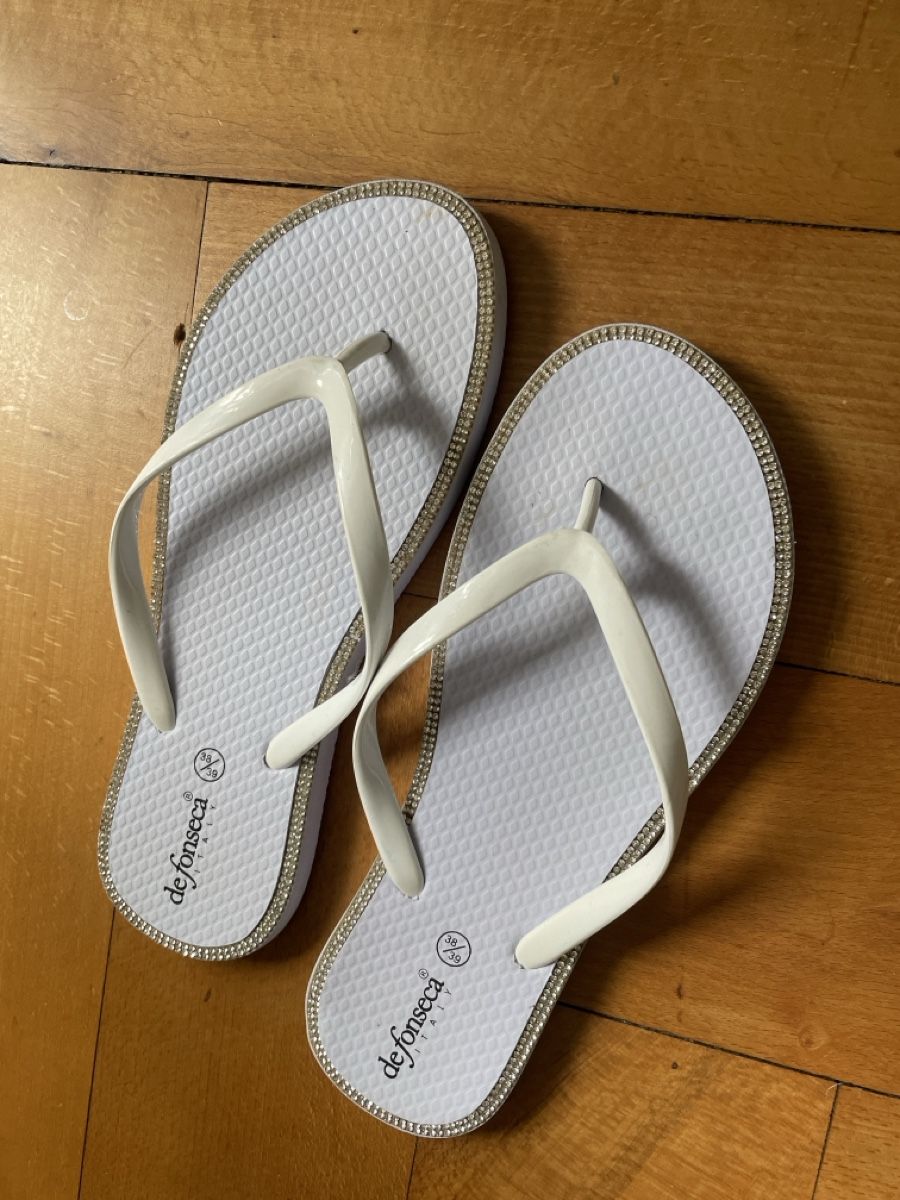 Scarpe da donna: Flipflops weiss lavender glitzer strasssteine – Nuovo (secondo la descrizione) da Zürich venduto da sul_7y7y