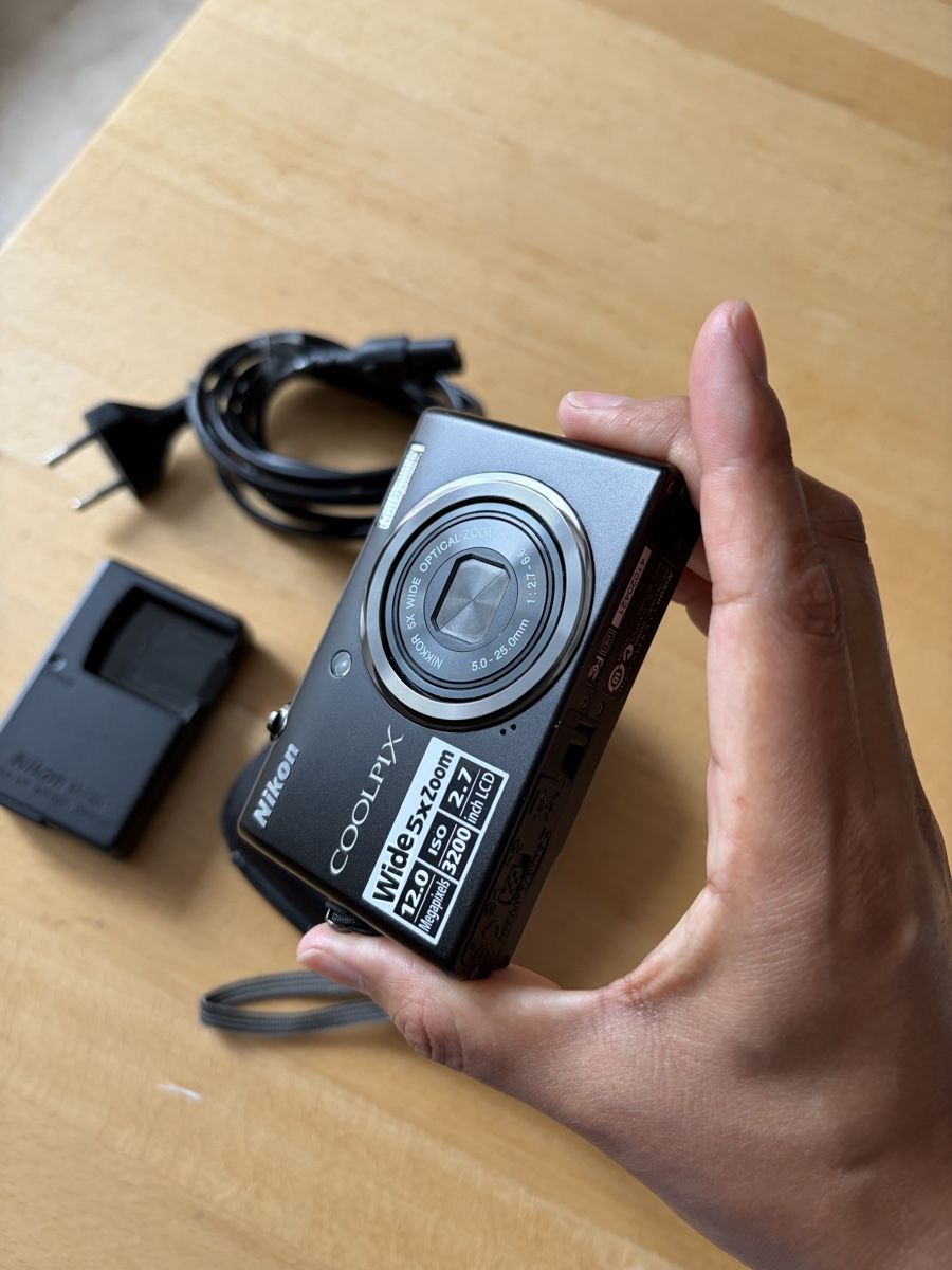 Nikon Fotocamera: Nikon Coolpix S570 – Usato da Sorens venduto da purpureta 3
