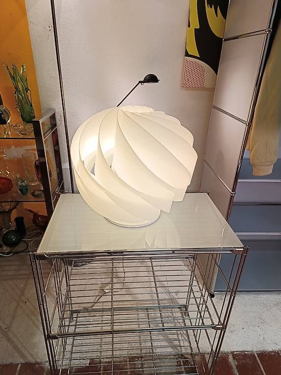 Lampade: Design Lampe retro Look – Usato da Winterthur venduto da style-and-design.zrh