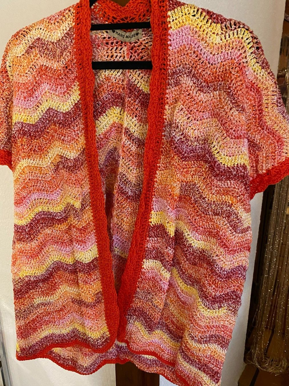 Jacken: STRICKJACKE -EINZELSTÜCK,HANDGEMACHT-ROT,ORANGE-YELLOW – Neu und originalverpackt aus Meienried von ManuelaBoutique 3