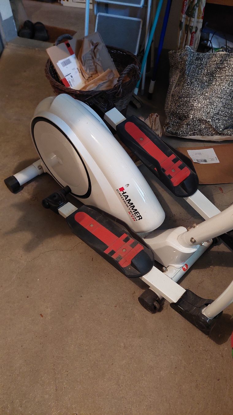 Hometrainer: Crosstrainer HAMMER Crosstech XTR Heimtrainer weiss – Usato da Konolfingen venduto da lanomi