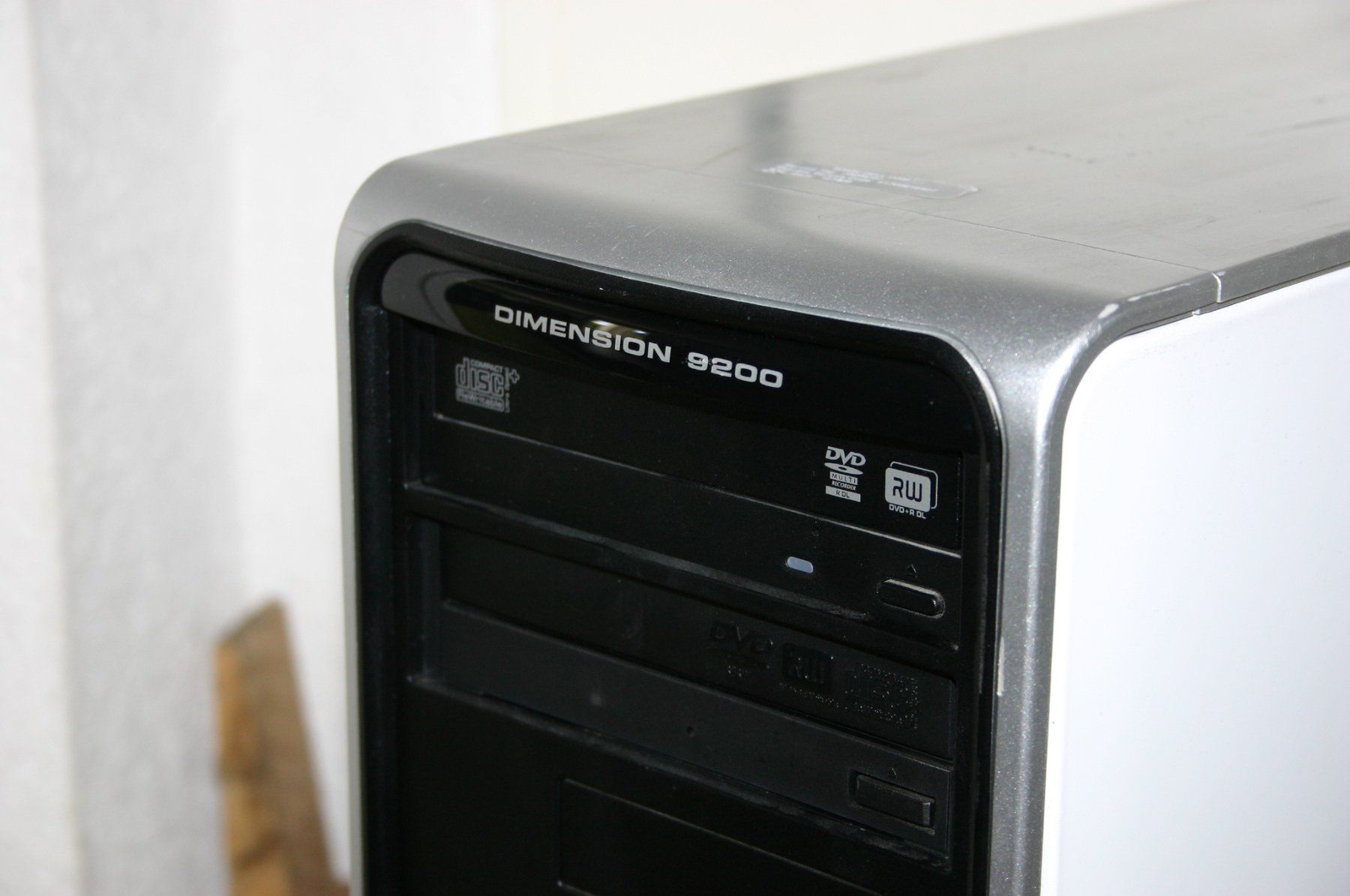 Dell PC: DELL Dimension 9200 mit XP 32Bit neu installiert – Usato da Stettlen venduto da Bigjm 2