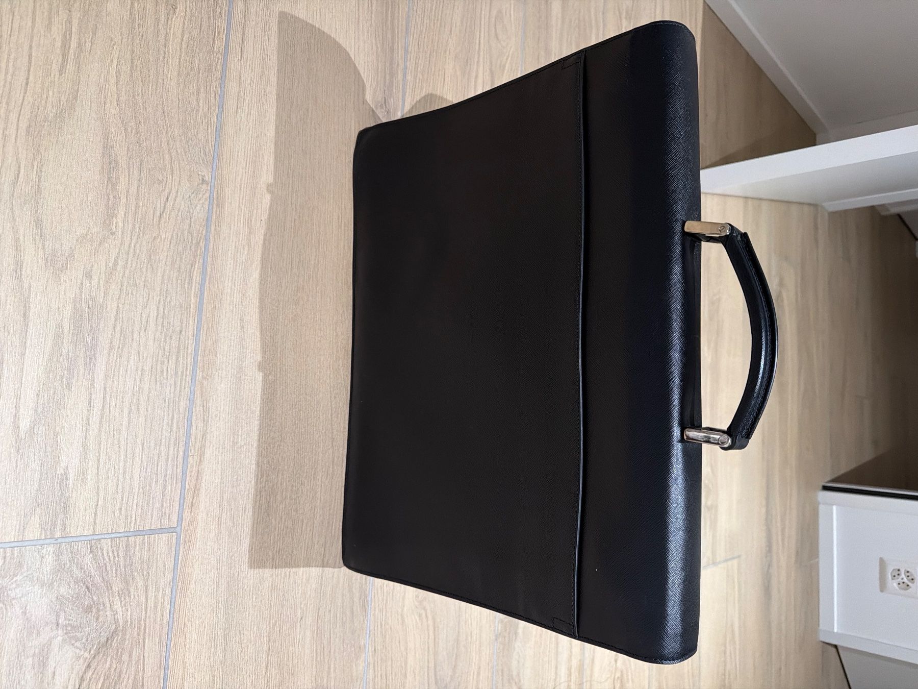 Prada Koffer & Taschen: Prada briefcase – Neu (gemäss Beschreibung) aus Dübendorf von and_vwb2 5