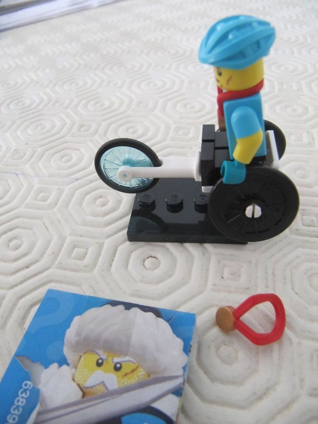 Lego Baukästen: minifigure lego serie 22 / Nr 12 – Neu (gemäss Beschreibung) aus Arbedo von nadia1973 2
