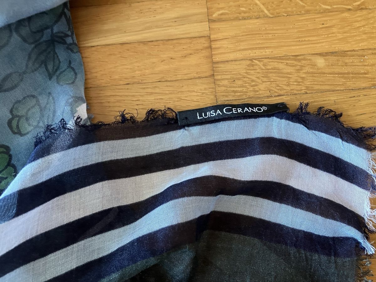 Luisa Cerano Foulard & Sciarpe: Luisa Cerano Tuch / Halstuch 130x130 – Usato da Weiningen ZH venduto da moon-55 4