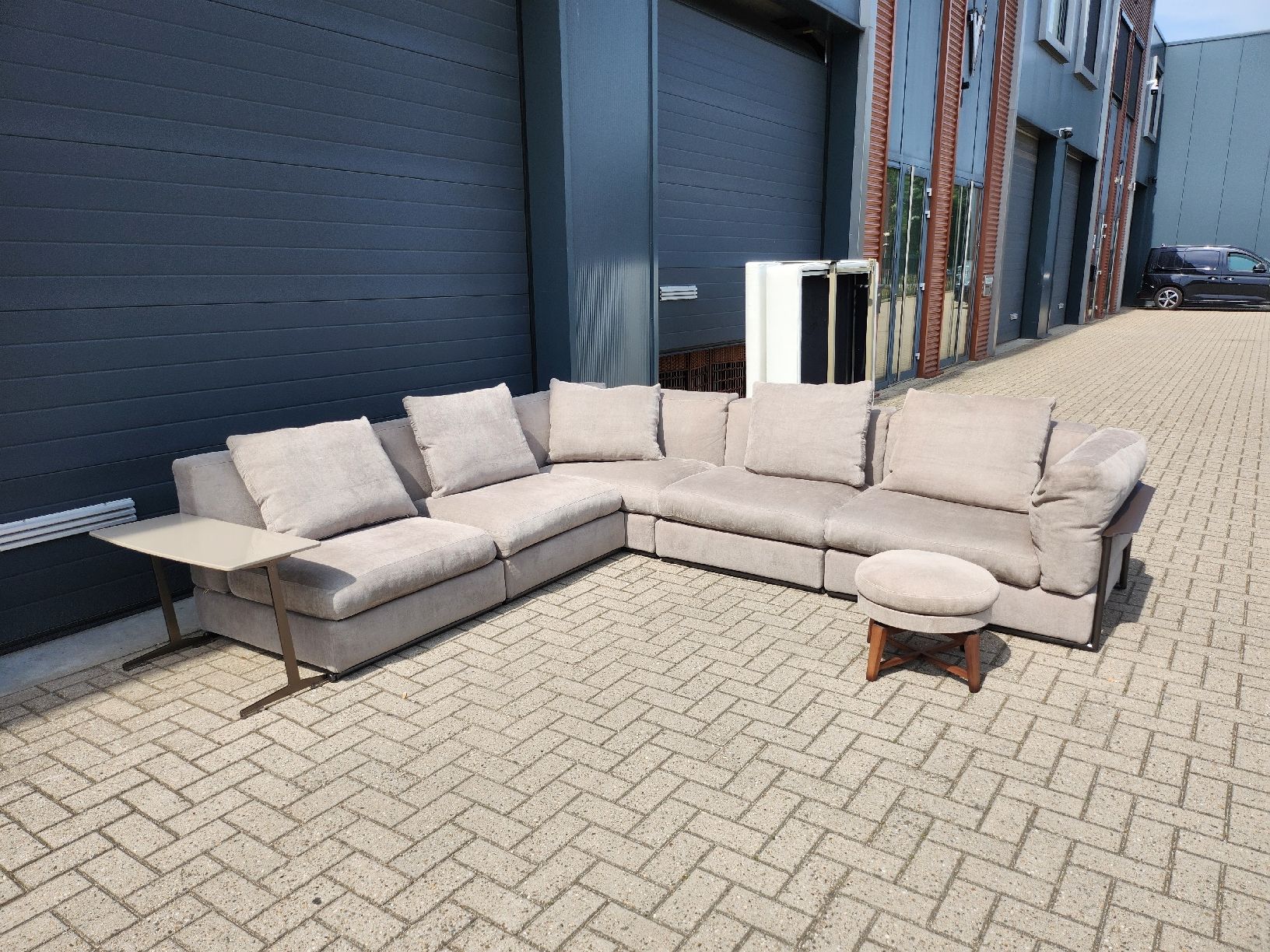 Flexform Sofas: Flexform – Zeno - Modulares Sofa  Ausstellungsstück – Neu (gemäss Beschreibung) aus Nijmegen von HermsenDesign 5