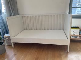 Kinderbett Weiss