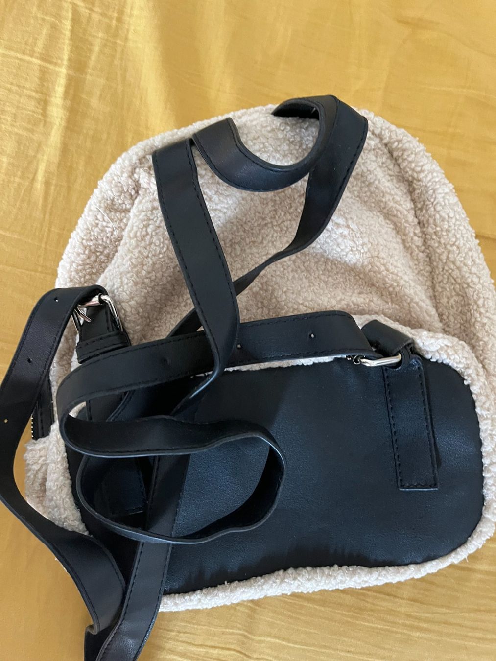 Zaini: Rucksack bouclé beige – Usato da Tenero venduto da debsag 1