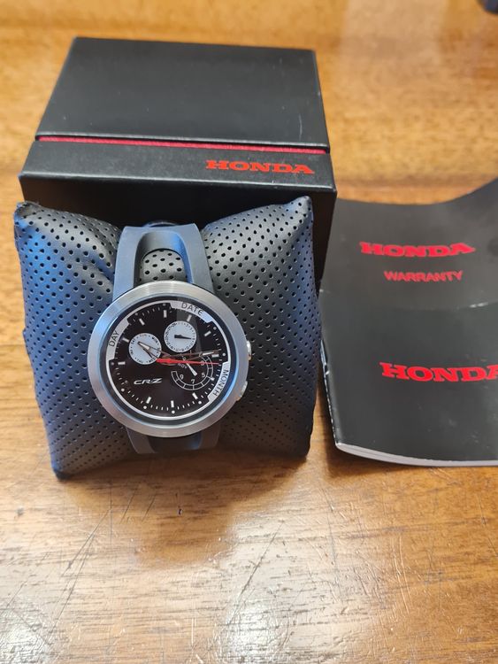 HONDA CR-7 DAY-DATE MONTH CHRONOGRAPH HERREN UHR (Neu (gemäss