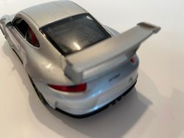 Porsche 911 Turbo 1-32 Welly Spoiler Abbruch liegt bei 120