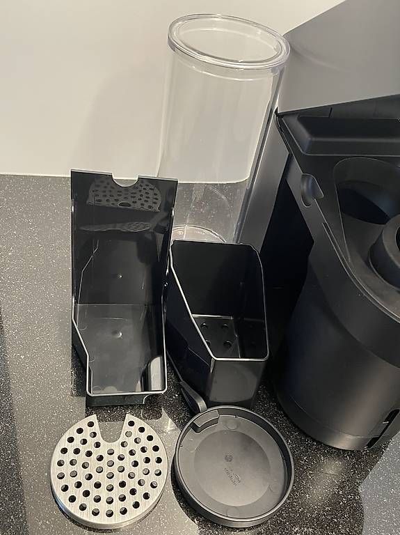 Macchine per caffè & Macchine per espresso: Nespresso Vertuo Pop+, alles inkl. – Usato da Ried b. Kerzers venduto da TheReds 2