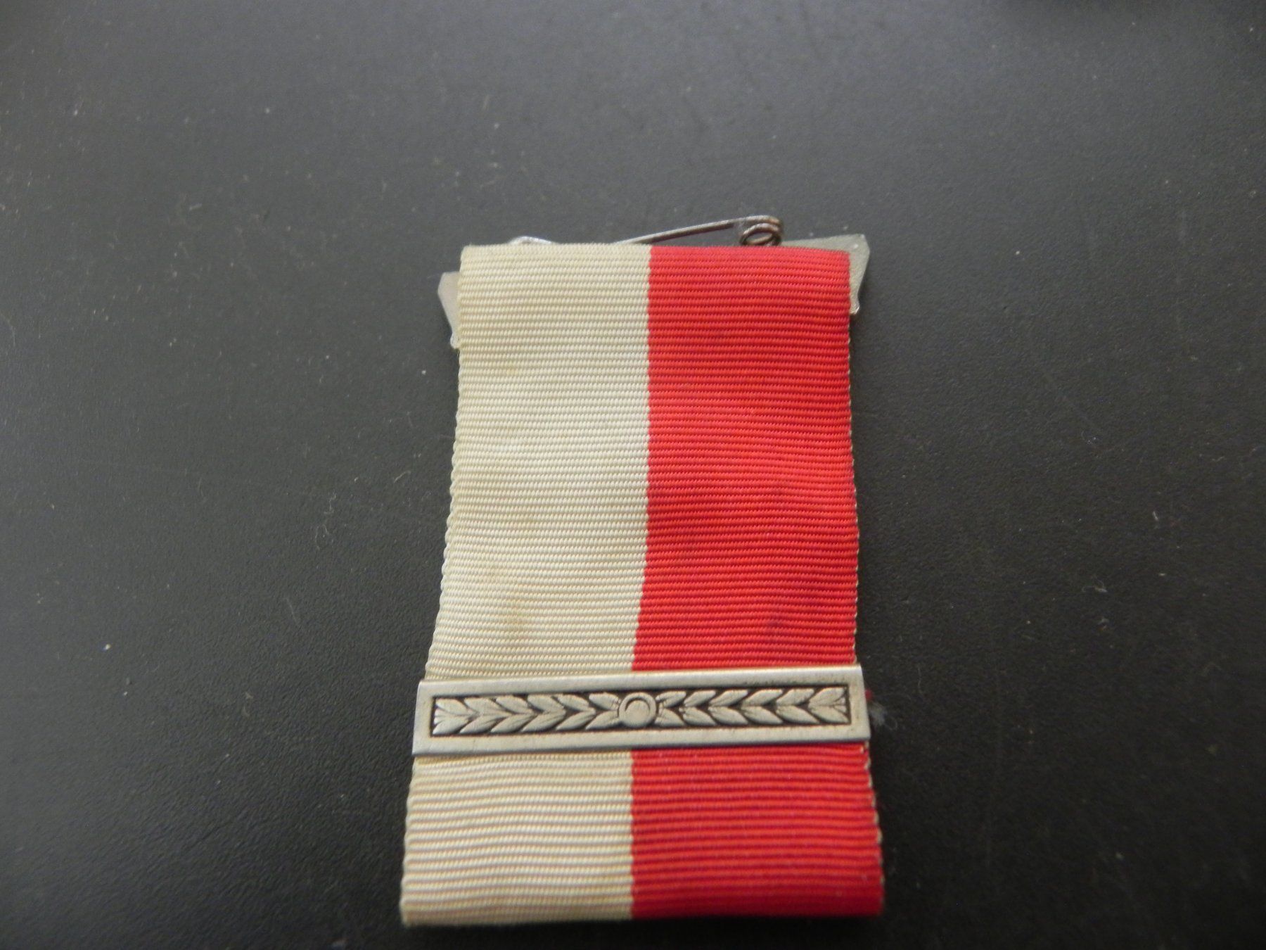 Spille & Fermagli: Abzeichen 1. August 1937 – Usato da Biel/Bienne venduto da Gogolozi 1