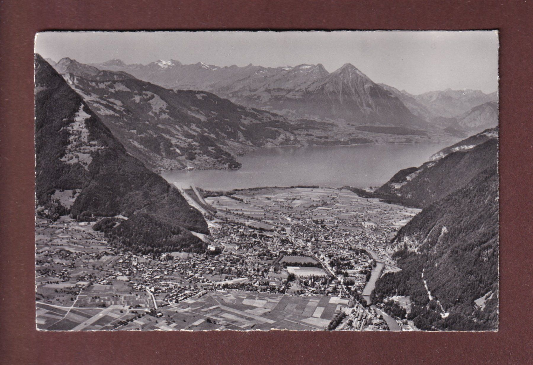 Ansichtskarten: INTERLAKEN - Thunersee - Niesen - 1960 Feldpost // Eckbug // – Gebraucht aus Pully von nicecards-shop