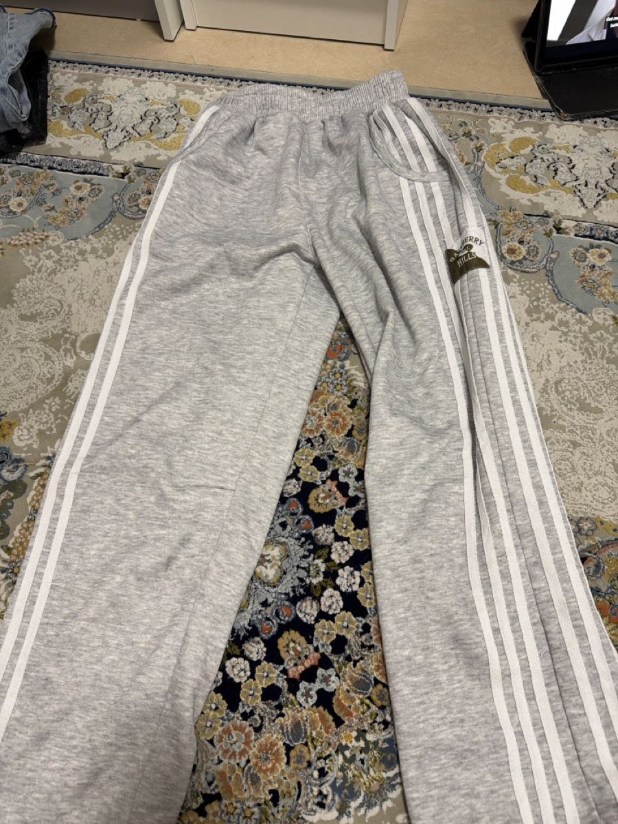 Pantaloni: Jogginghose – Nuovo (secondo la descrizione) da Kilchberg ZH venduto da Arman16