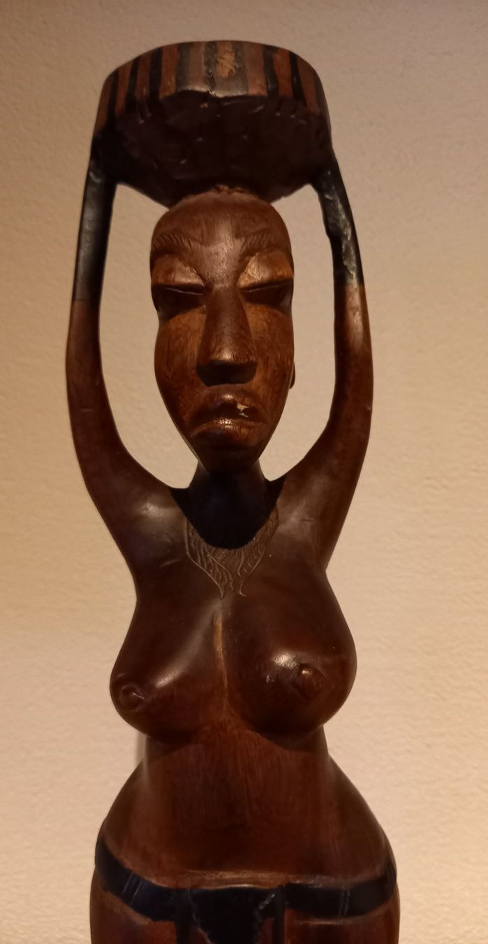 Figurines: 2 Figuren aus massivem Holz. – D'occasion à Weiningen TG par Ried282 2