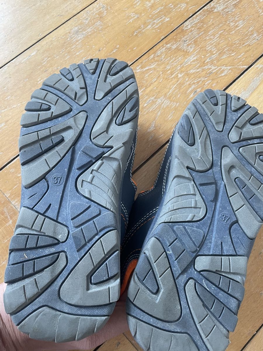 Scarpe per ragazzi: Sandalen Gr. 37 – Usato da Hildisrieden venduto da ChiaraZ 1